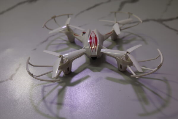 HX750 Drone – 6 Channel RC Quadcopter