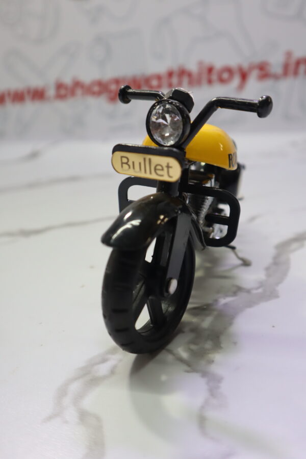 Metal Finish Motorcycle Die-Cast Bullet | Premium Collectible Model