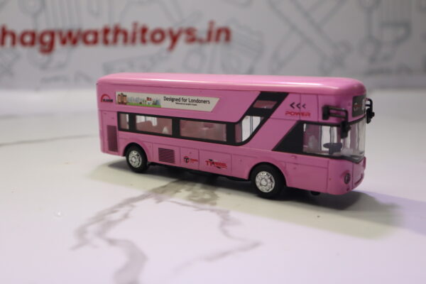 Luxury Bus – Metal Body | Premium Die-Cast Toy for Kids & Collectors