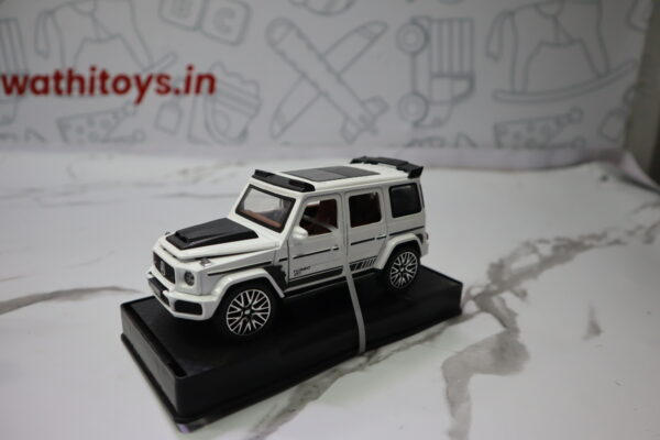 COO COO Mercedes Benz G63 AMG 1:32 Scale Model Car