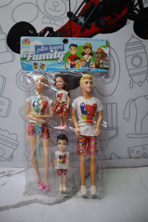 Alia Happy Family – Fun, Interactive Family Playset